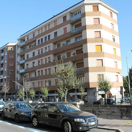 L'appartamento Della Stazione Di * Saronno